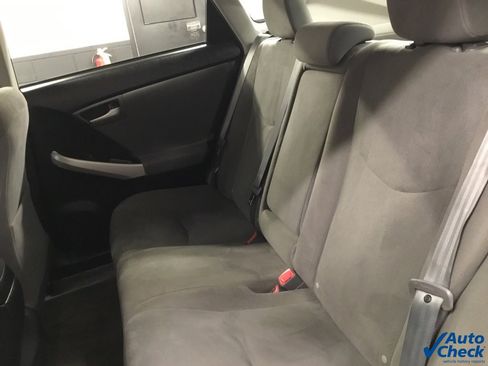 Used 2015 Toyota Prius Three image 33