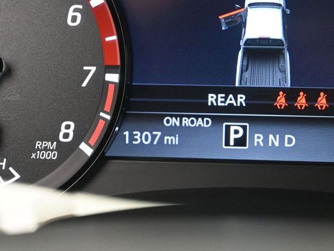 Used 2026 Nissan Frontier PRO-4X w/ Pro-4x Convenience Package image 27