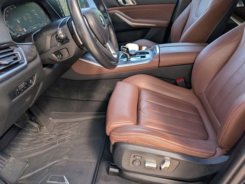 Used 2022 BMW X5 xDrive40i w/ Premium Package image 29