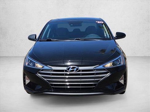 Used 2020 Hyundai Elantra SEL w/ Convenience Package (C2) FWD image 2