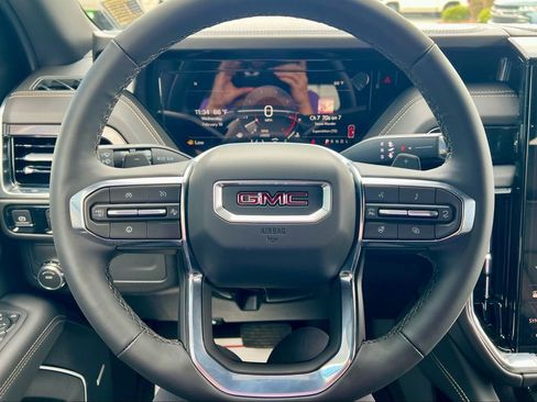 New 2026 GMC Yukon Elevation w/ LPO, Floor Liner Package image 18