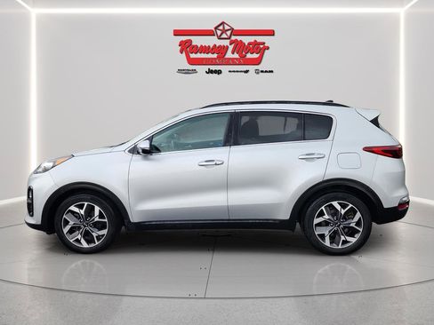Used 2020 Kia Sportage EX w/ Option Group 15 image 2