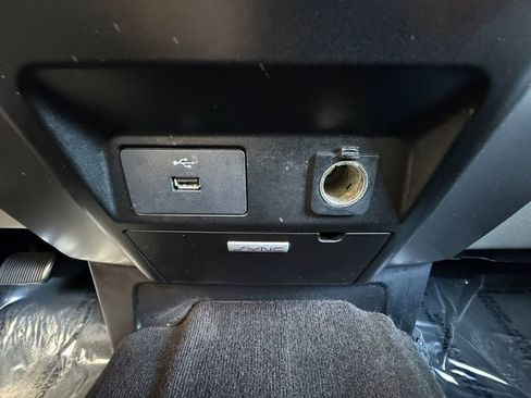 Used 2016 Ford F150 XLT RWD image 27