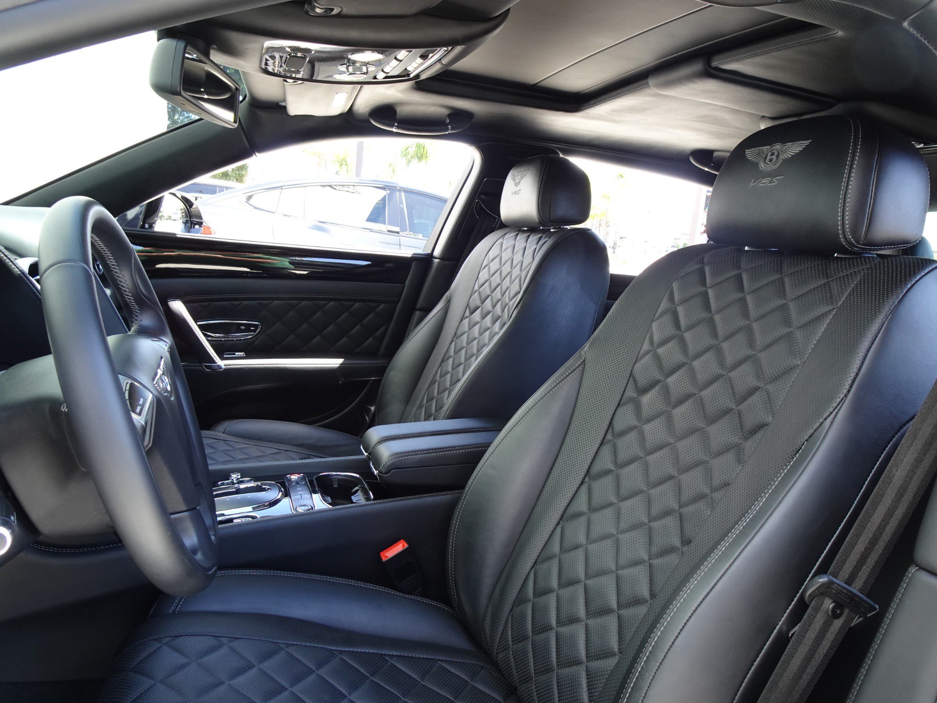 Used 2018 Bentley Flying Spur S V8 AWD/4WD image 11