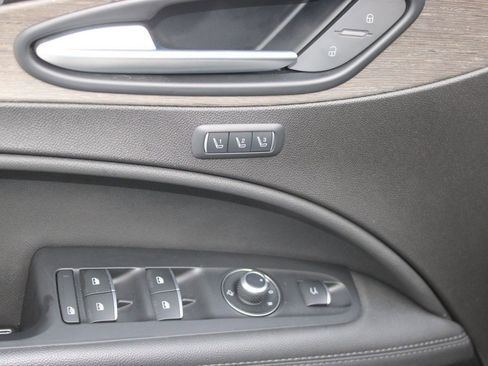 Used 2022 Alfa Romeo Stelvio Ti w/ Active Assist Plus Package image 13