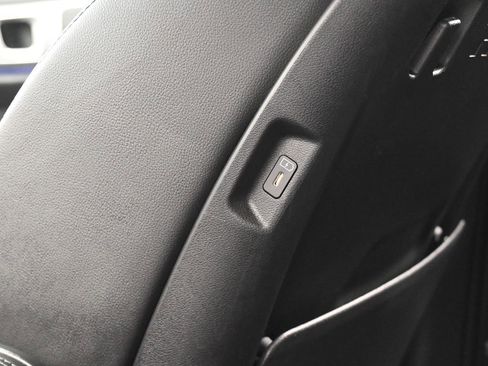 Used 2024 Hyundai Santa Fe Limited image 48