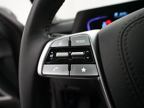 Used 2025 Kia Telluride S image 19