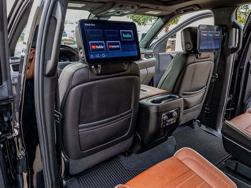 Used 2024 GMC Yukon Denali Ultimate image 33