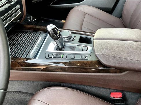 Used 2016 BMW X5 xDrive40e image 17