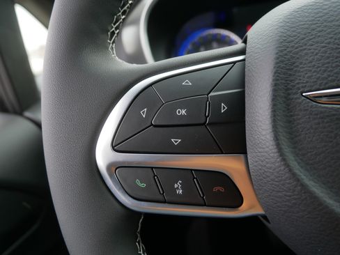 New 2026 Chrysler Voyager LX image 8