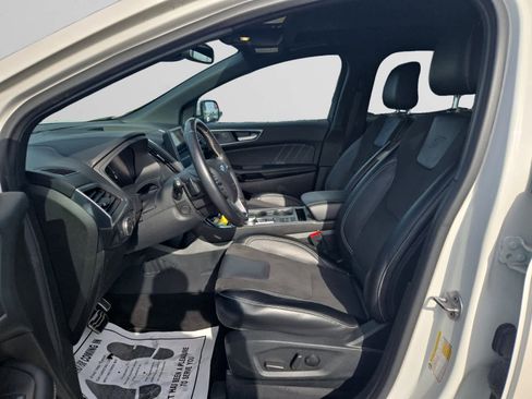 Used 2022 Ford Edge ST w/ Equipment Group 401A image 9
