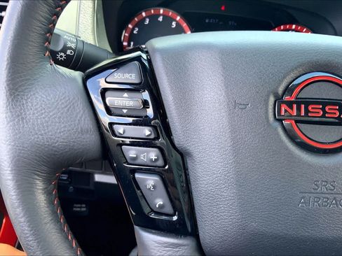 Used 2024 Nissan Frontier Pro-X RWD image 24