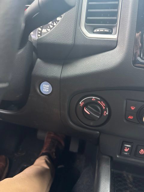 Certified 2022 Nissan Frontier SV AWD/4WD image 19