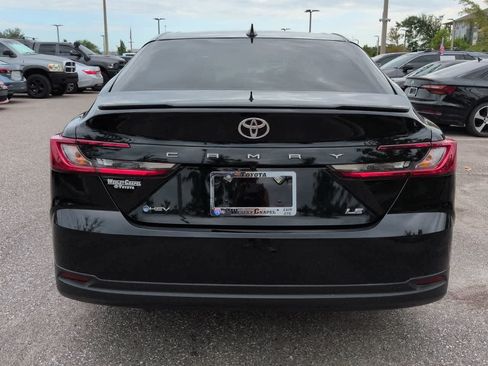 Certified 2025 Toyota Camry LE FWD image 5