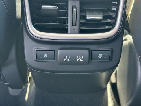 Used 2022 Subaru Outback Limited AWD/4WD image 18