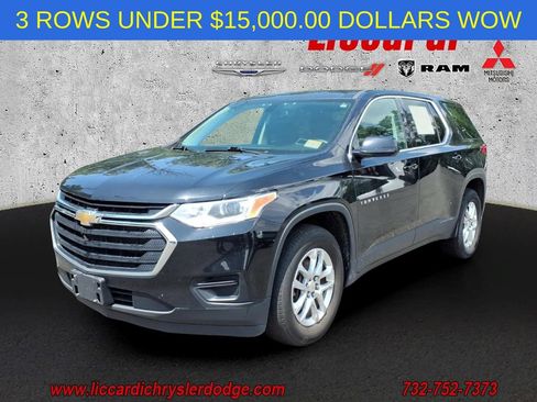 Used 2020 Chevrolet Traverse LS AWD/4WD image 3
