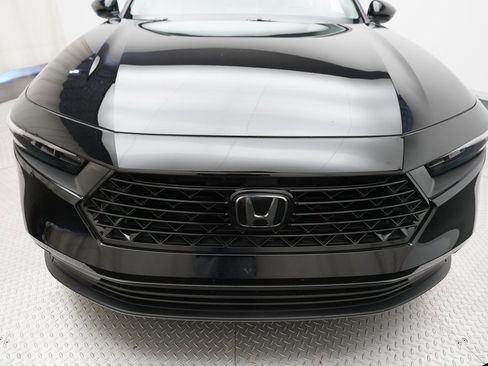 Used 2023 Honda Accord EX image 20