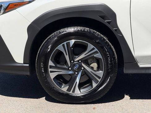 Used 2024 Subaru Crosstrek 2.0i Premium AWD/4WD image 6
