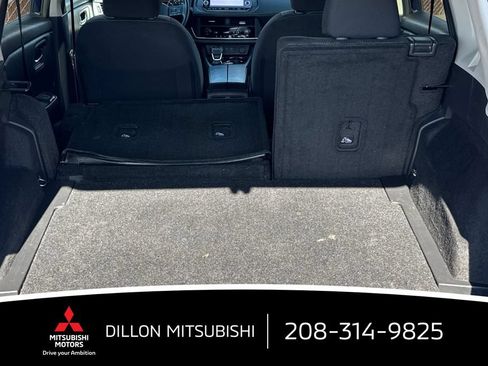 Used 2025 Nissan Rogue SV AWD/4WD image 17
