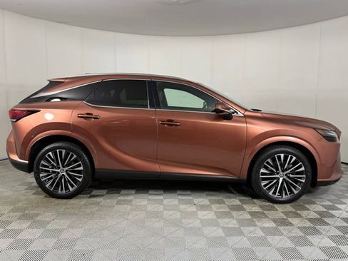 Used 2023 Lexus RX 350 Premium Plus w/ Cold Area Package image 4