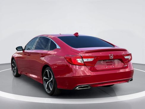Used 2018 Honda Accord Sport image 3