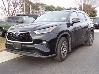 Certified 2021 Toyota Highlander XLE