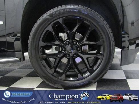 Used 2018 GMC Yukon XL Denali w/ Open Road Package AWD/4WD image 3