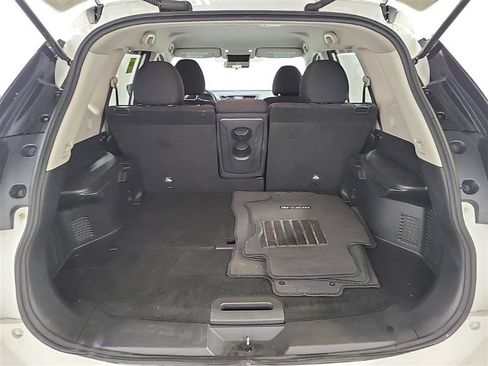 Used 2019 Nissan Rogue SL FWD image 6