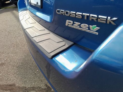 Used 2016 Subaru Crosstrek 2.0i Premium w/ Moonroof Package AWD/4WD image 41