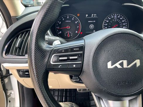 Used 2022 Kia Stinger GT-Line w/ Sun & Sound Package RWD image 24