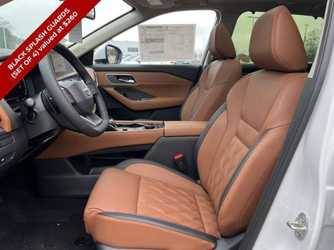 New 2026 Nissan Rogue Platinum AWD/4WD image 4