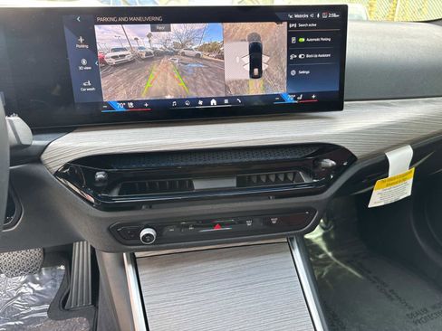 Certified 2025 BMW 430i 430i w/ Premium Package image 24