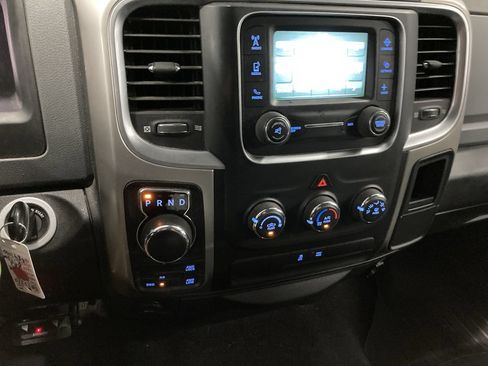 Used 2019 RAM 1500 Classic SLT AWD/4WD image 13
