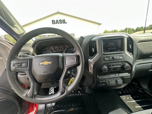 Used 2021 Chevrolet Silverado 2500 W/T w/ WT Convenience Package AWD/4WD image 29