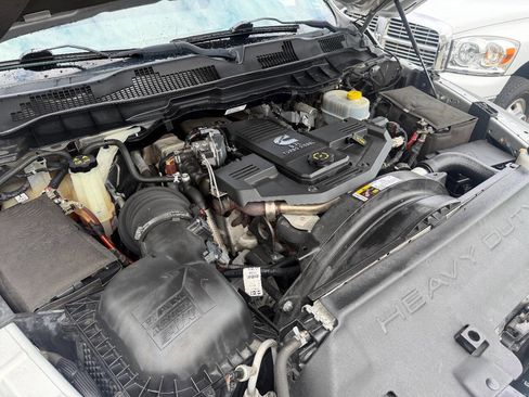 Used 2014 RAM 2500 SLT w/ Popular Equipment Group image 19