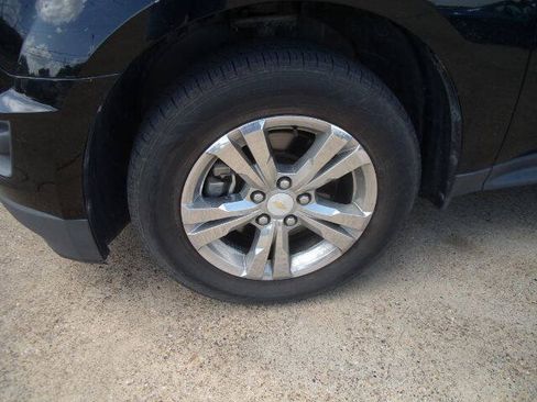 Used 2016 Chevrolet Equinox LS FWD image 2