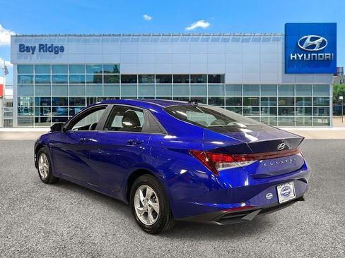 Used 2023 Hyundai Elantra SE FWD image 5