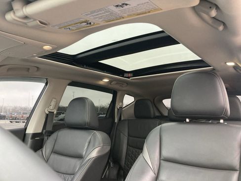 Used 2022 Nissan Murano Platinum w/ Cargo Package image 16