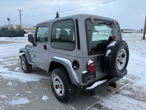 Used 2000 Jeep Wrangler Sport image 9