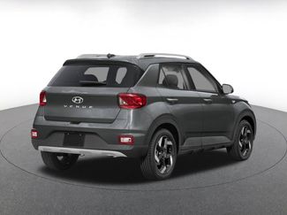 Used 2025 Hyundai Venue SEL FWD video 2