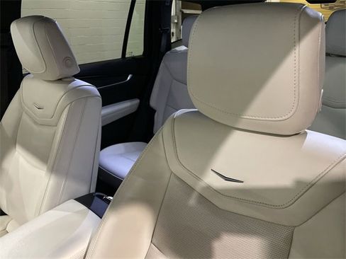 Certified 2022 Cadillac XT6 Sport w/ Technology Package image 20