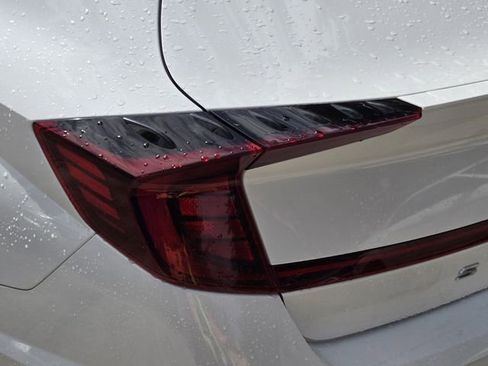 Used 2023 Hyundai Sonata SE FWD image 8