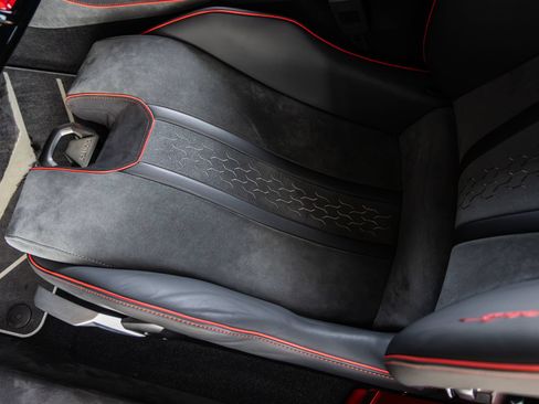 Used 2023 Lamborghini Huracan Sterrato AWD/4WD image 30