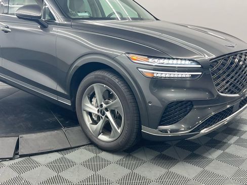 Used 2026 Genesis GV70 2.5T Advanced image 6