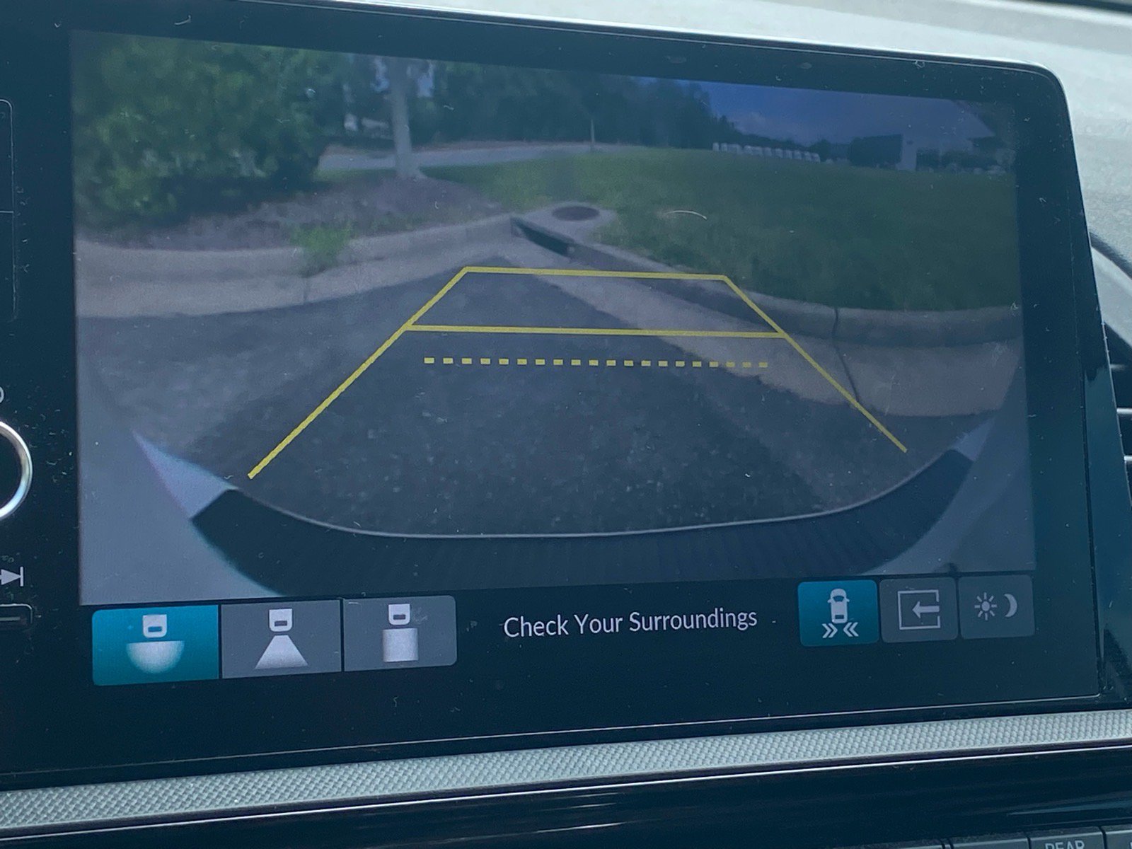 Used 2025 Honda Odyssey Touring image 14
