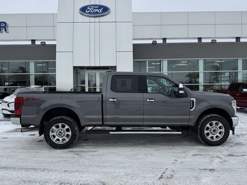 Certified 2022 Ford F250 Lariat w/ Lariat Ultimate Package image 32