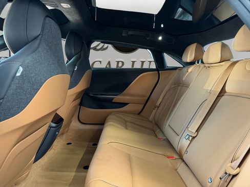 Used 2024 Lucid Air Touring image 13