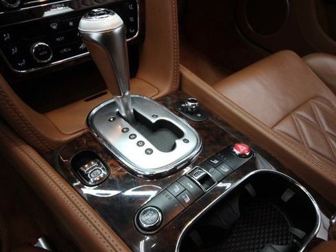 Used 2014 Bentley Continental GT image 21