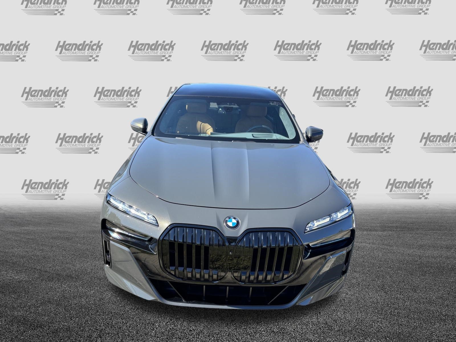 Certified 2024 BMW 760i xDrive w/ Executive Package AWD/4WD image 3