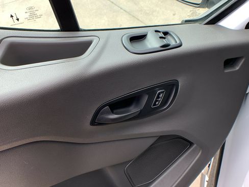 Used 2023 Ford Transit 250 148 High Roof AWD image 12